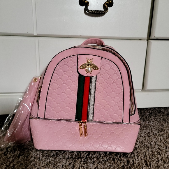 Backpack - Picture 2 of 3